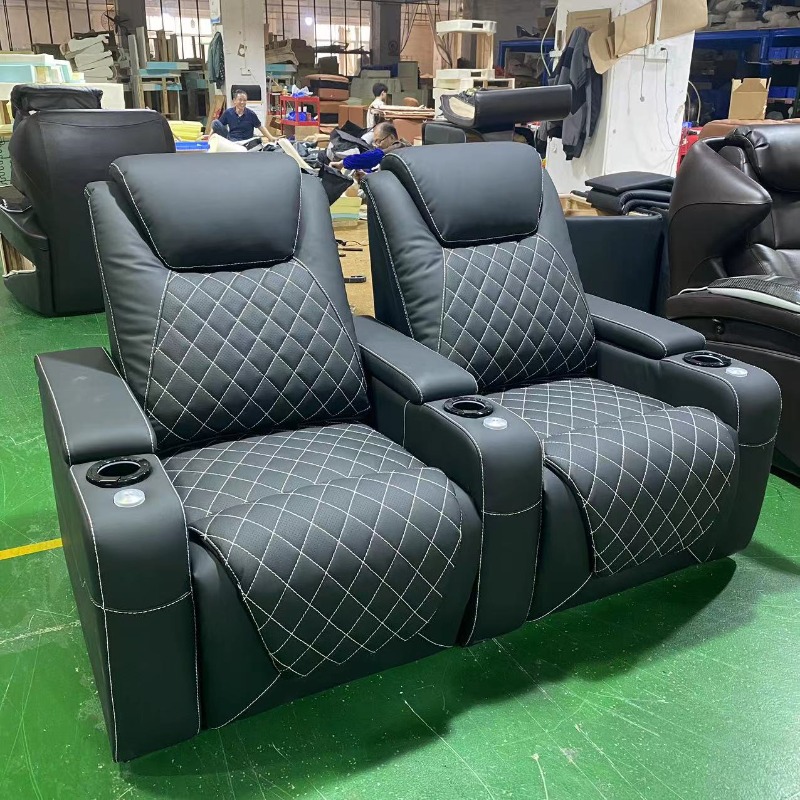Poltrona Reclinabile da Cinema - Home Cinema Chairs recensione e prezzo